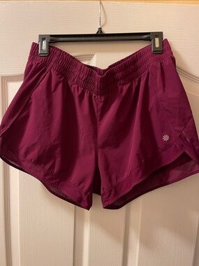 Athleta Plum V-Waist Athletic Shorts